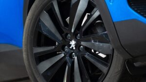 Peugeot-3008-steering-kba